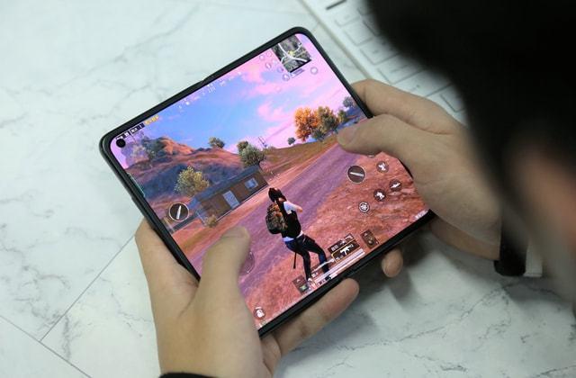 和平精英模拟器高清版辅助【年货】稳定防封 无后坐力 人物透视 射线方框 锁死自瞄 人数距离 高清绘制 子弹追踪